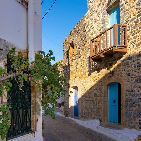 אלונדה Lilas Traditional Maisonette מראה חיצוני תמונה
