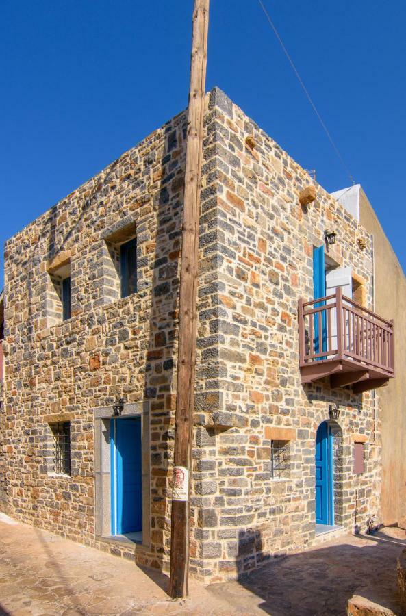 אלונדה Lilas Traditional Maisonette מראה חיצוני תמונה