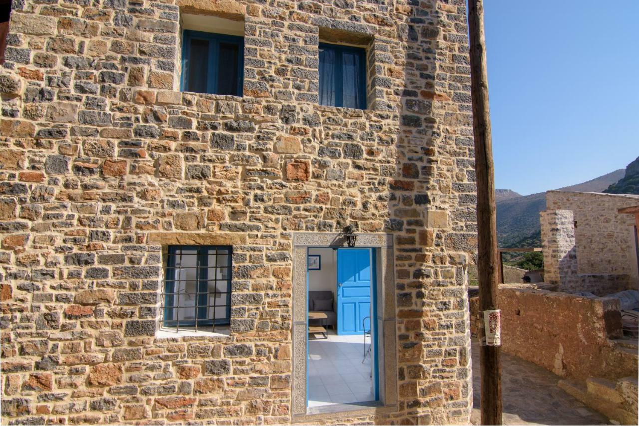 אלונדה Lilas Traditional Maisonette מראה חיצוני תמונה
