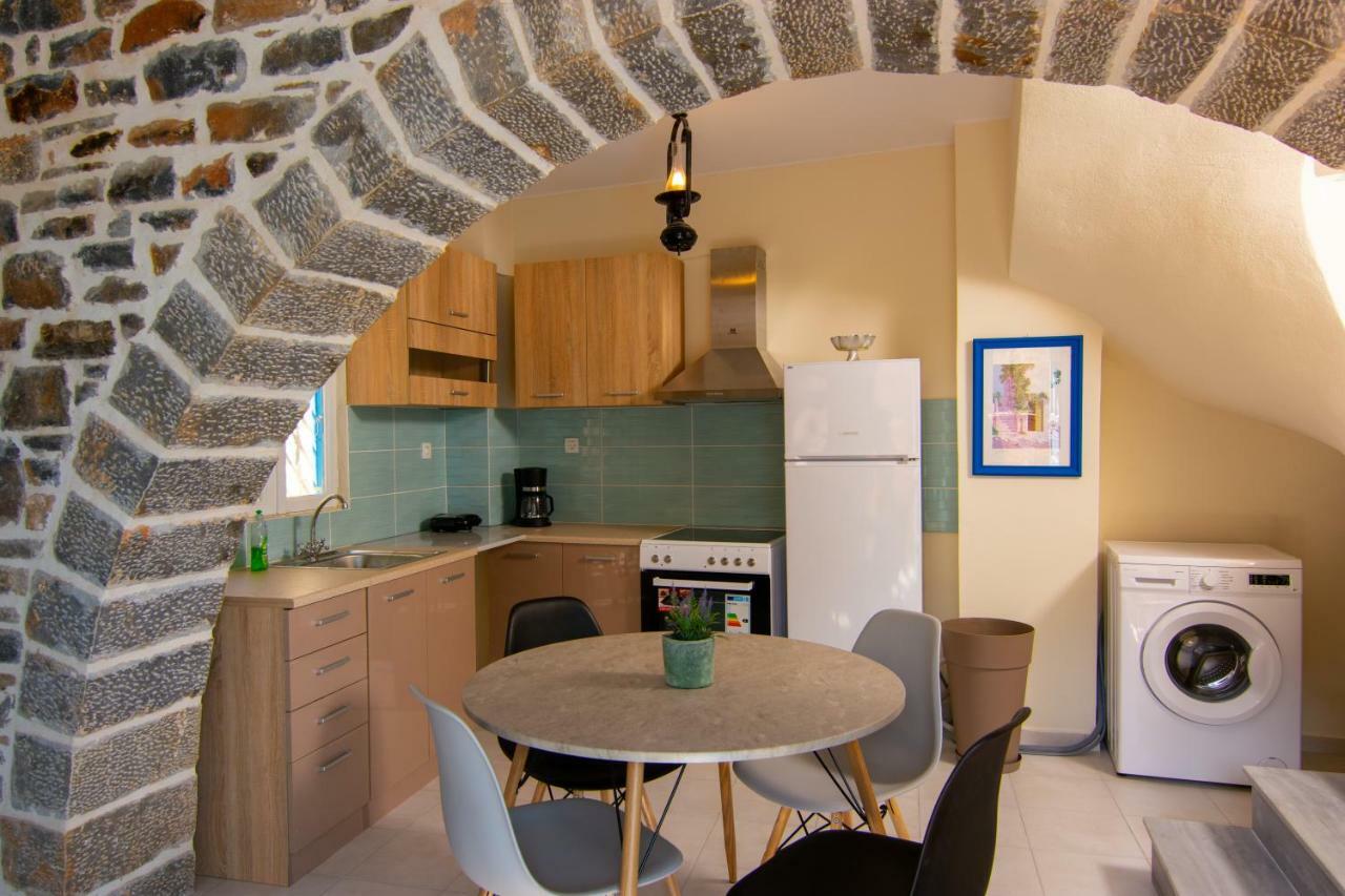 אלונדה Lilas Traditional Maisonette מראה חיצוני תמונה